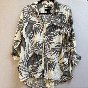 Tahari 100% linen fern/palm print button-up shirt Sz L